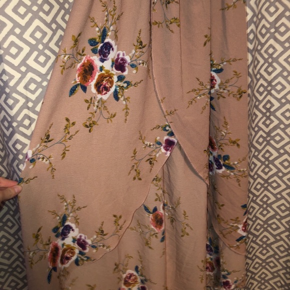 Off shoulder dress💕 - Picture 2 of 3